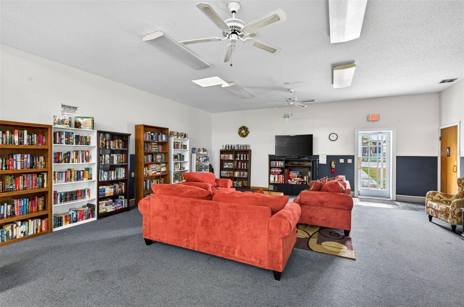 10047 Equity Ave Property Photo 33