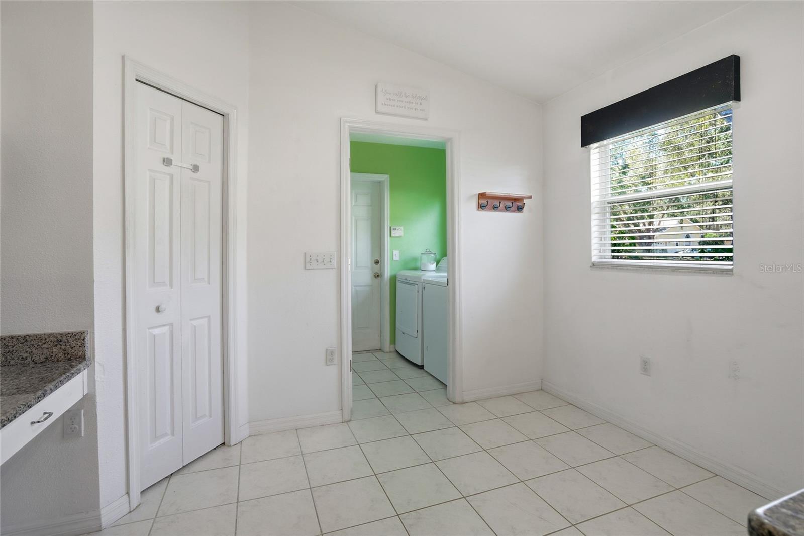 5712 Whitebark Dr Property Photo 17