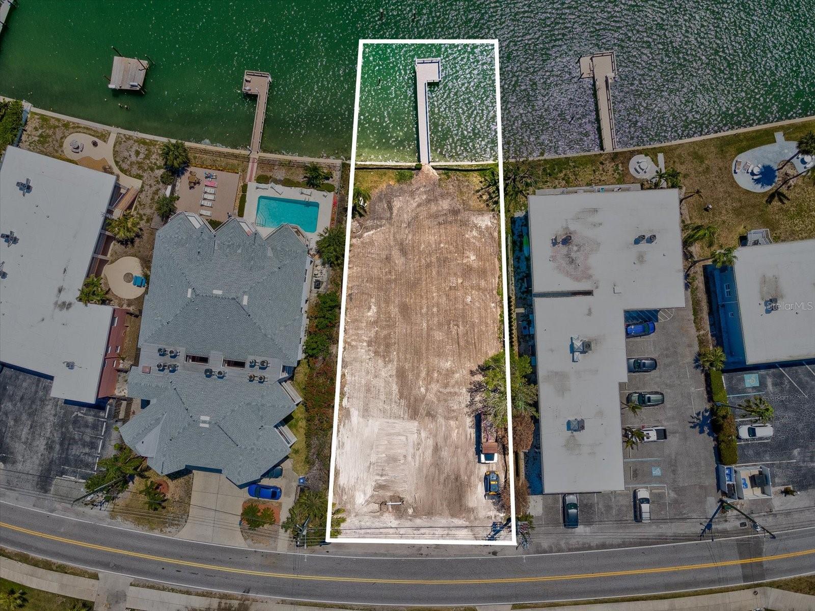 141 104th Ave Property Photo 3
