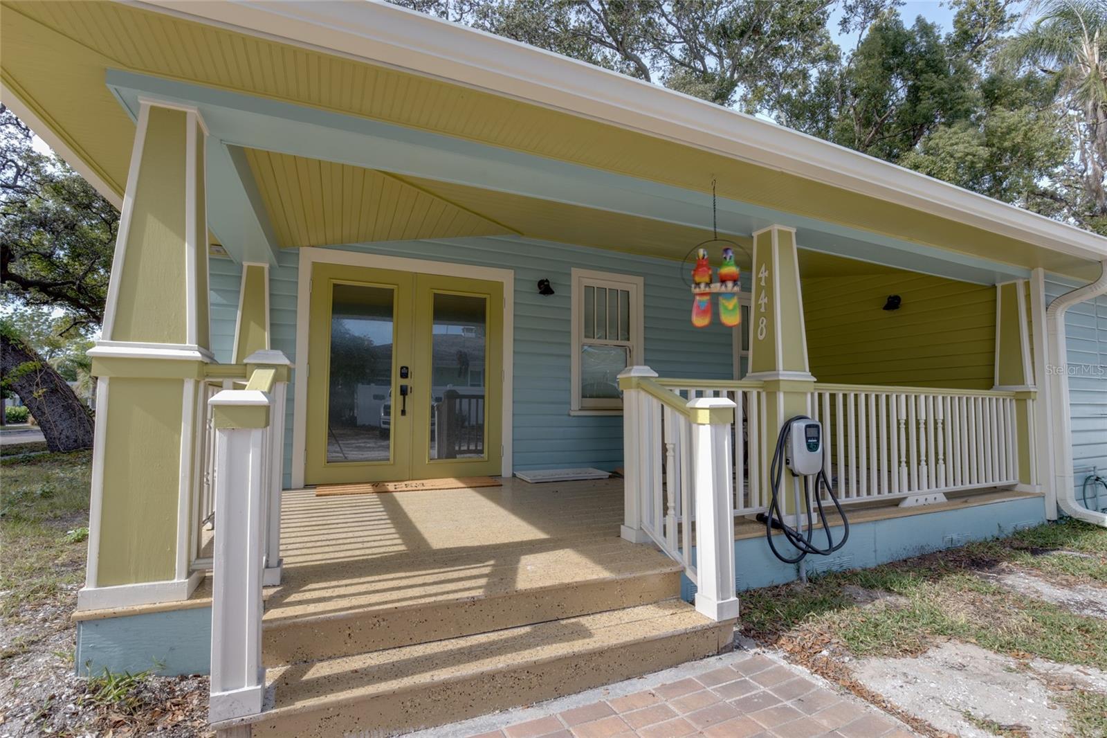 448 Locklie St Property Photo 4