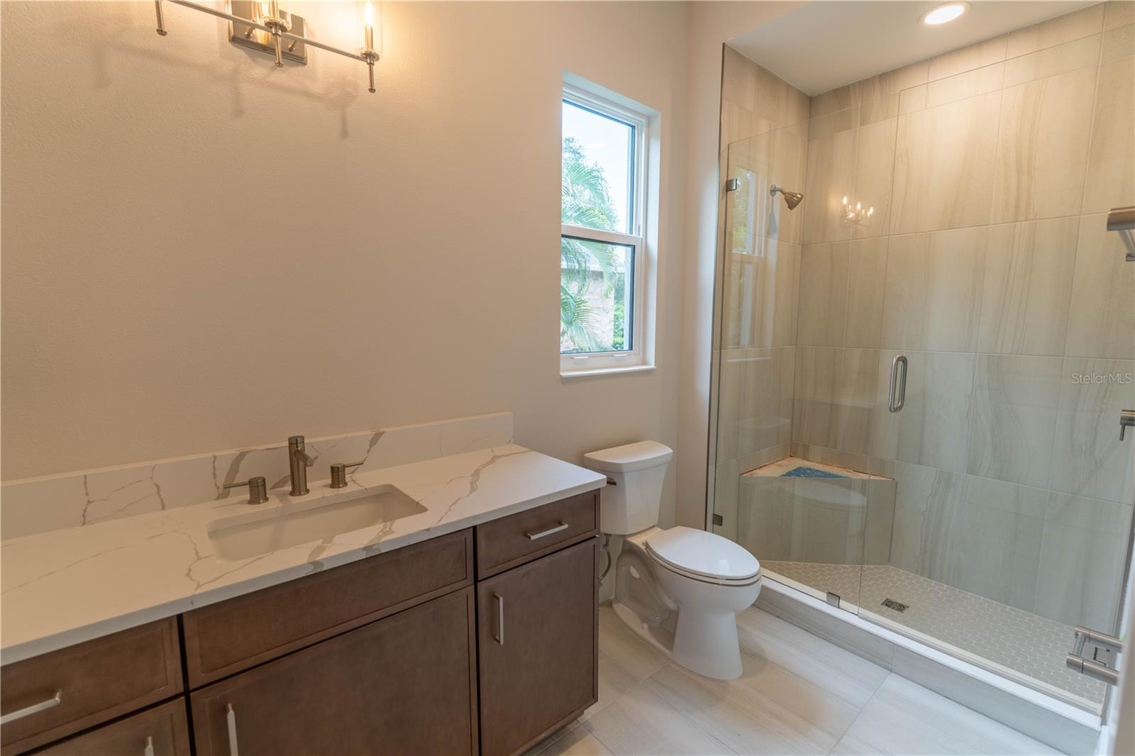 4018 W Cleveland St Property Photo 9