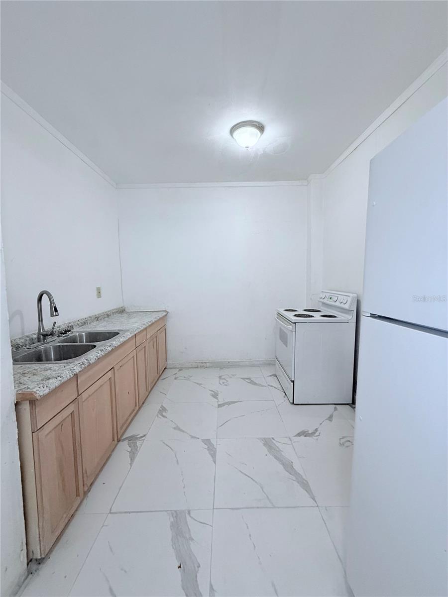 405 E Dr. Martin Luther King Jr. Blvd Property Photo 6