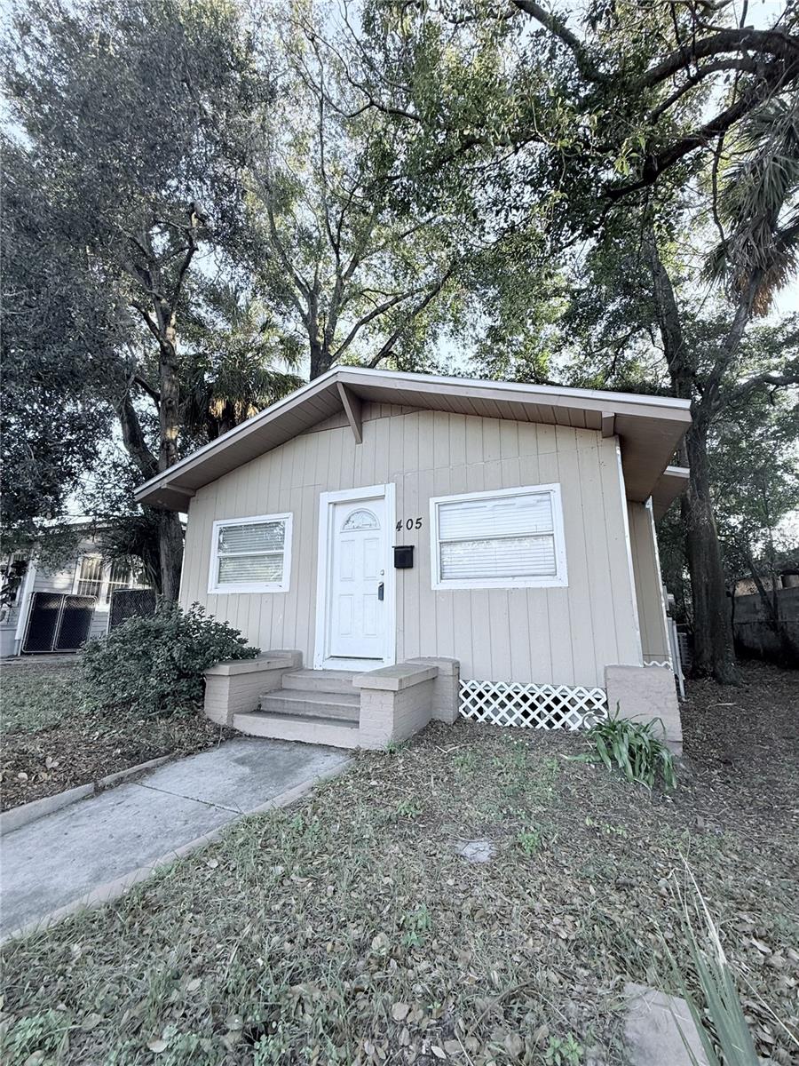 405 E Dr. Martin Luther King Jr. Blvd Property Photo 15