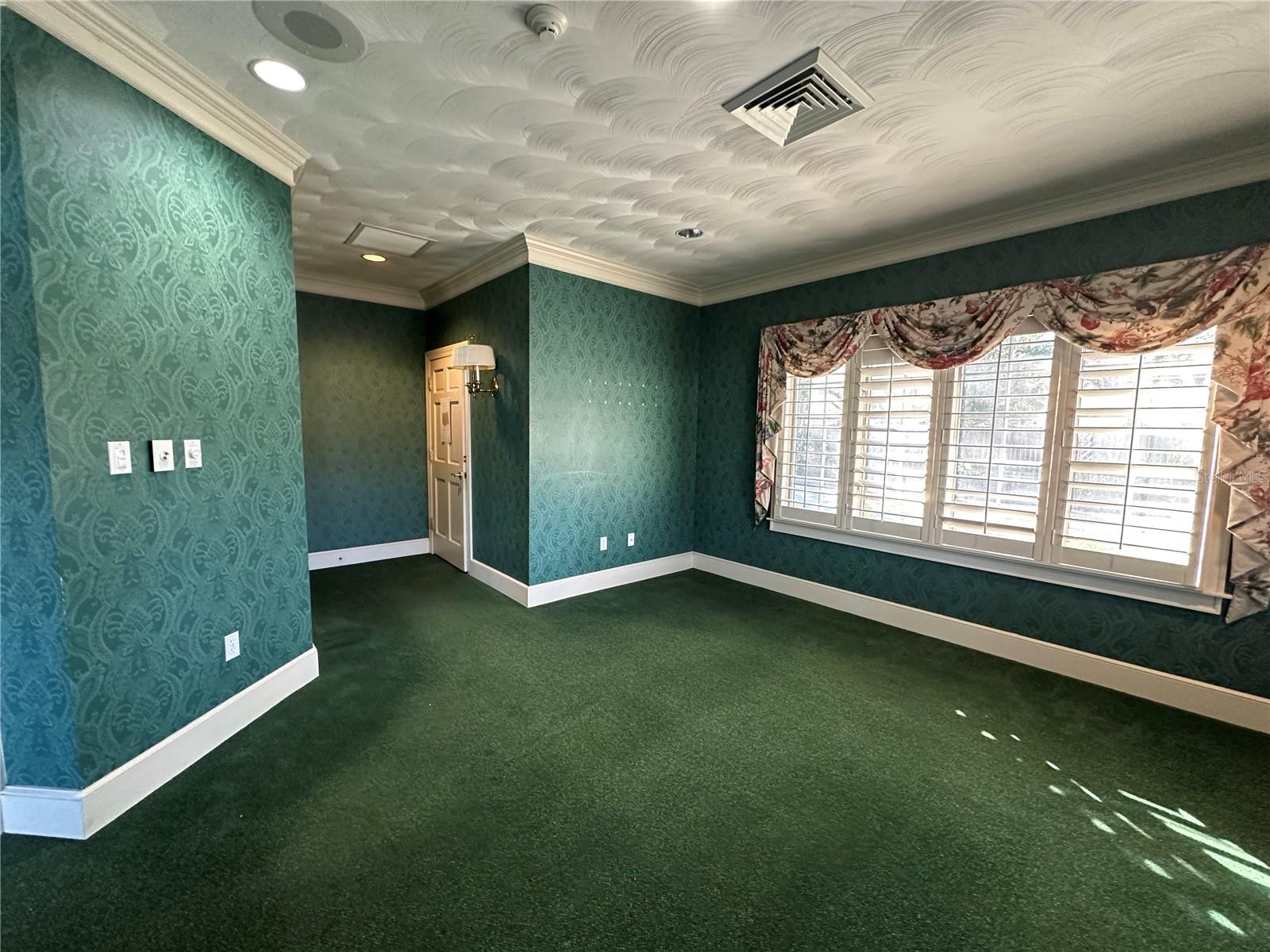 1005 Pinellas St Property Photo 4