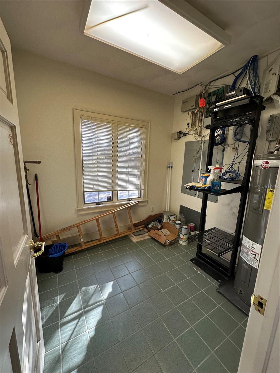 1005 Pinellas St Property Photo 24