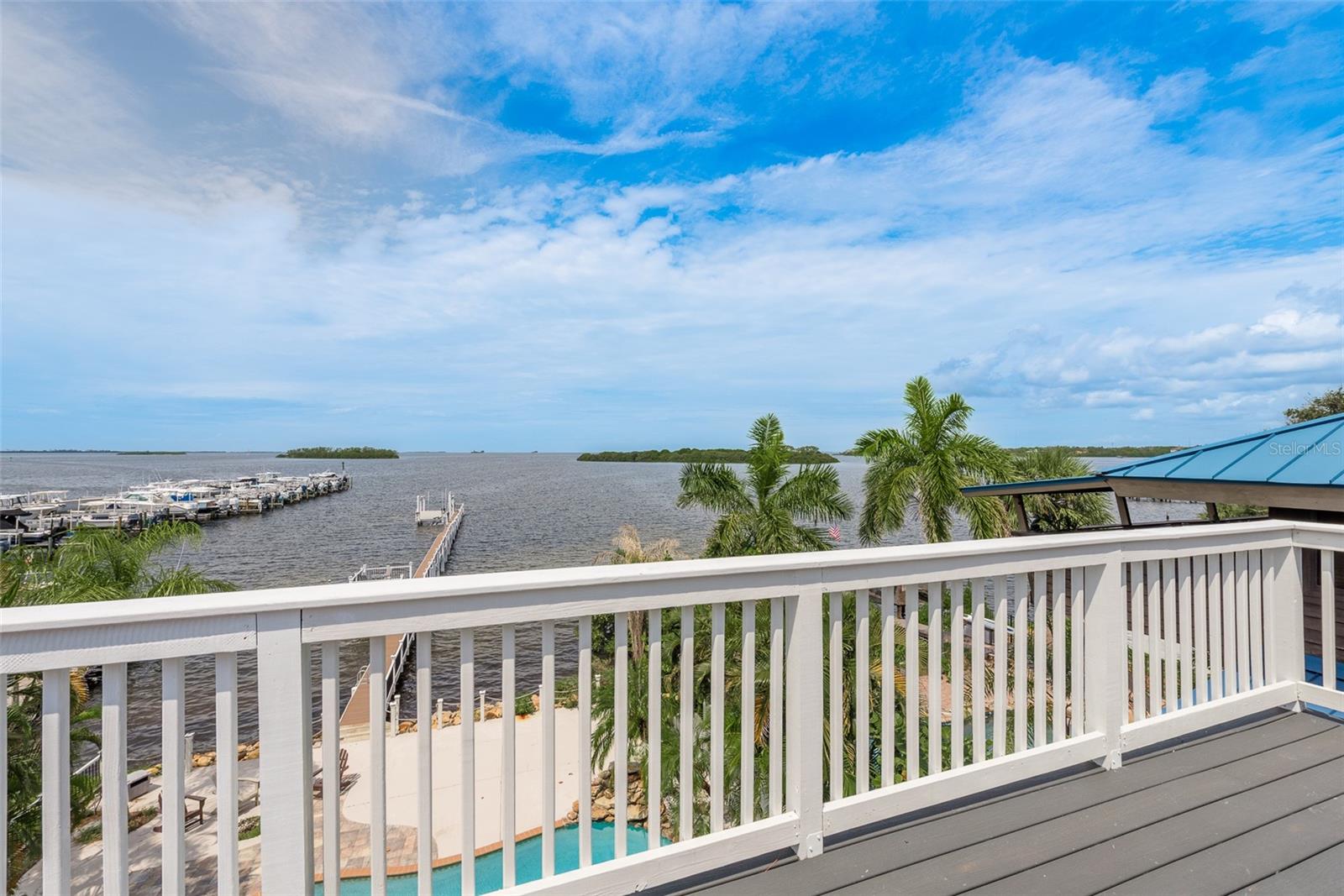 302 Shore Dr Property Photo 36