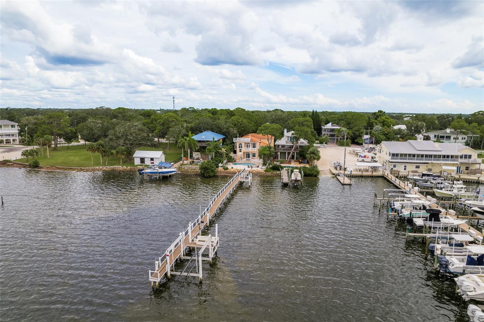 302 Shore Dr Property Photo 68