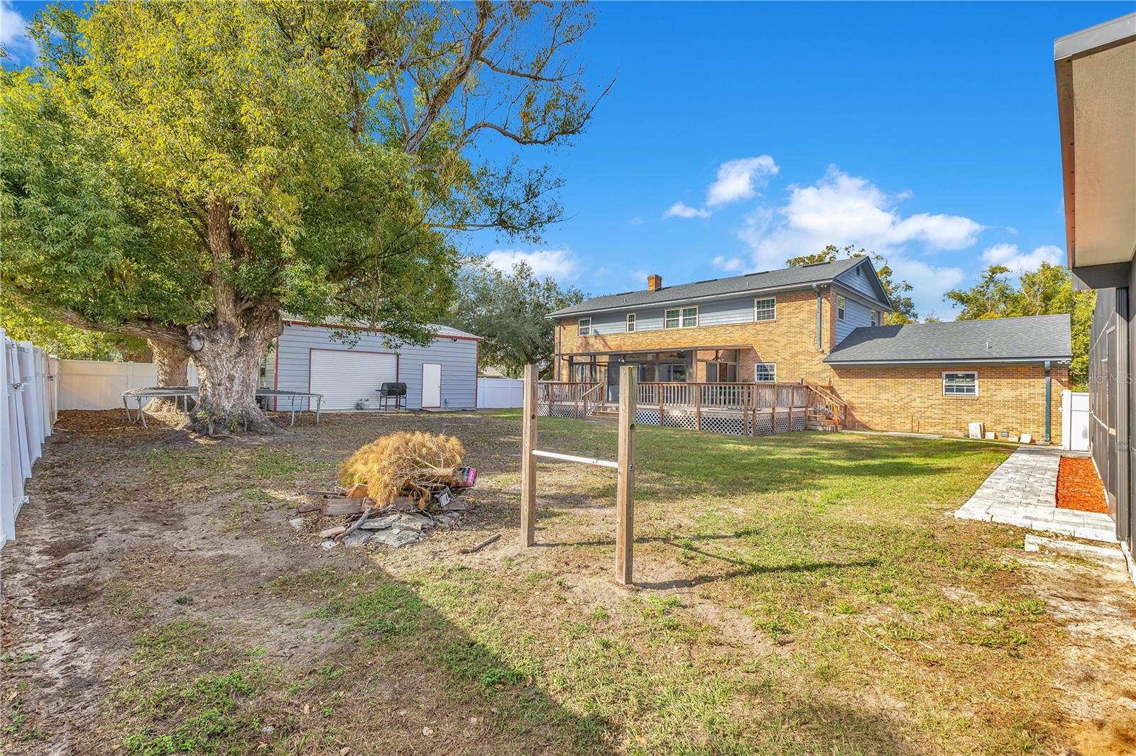 811 Fairlington Dr Property Photo 35
