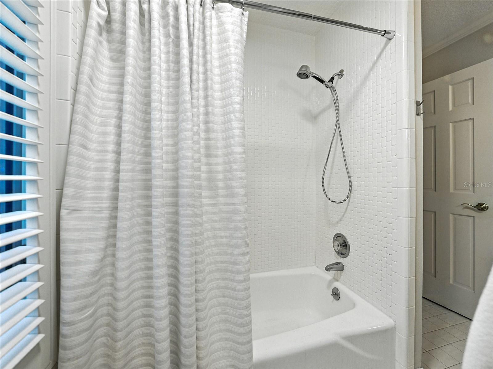 1249 Lake Point Dr Property Photo 44