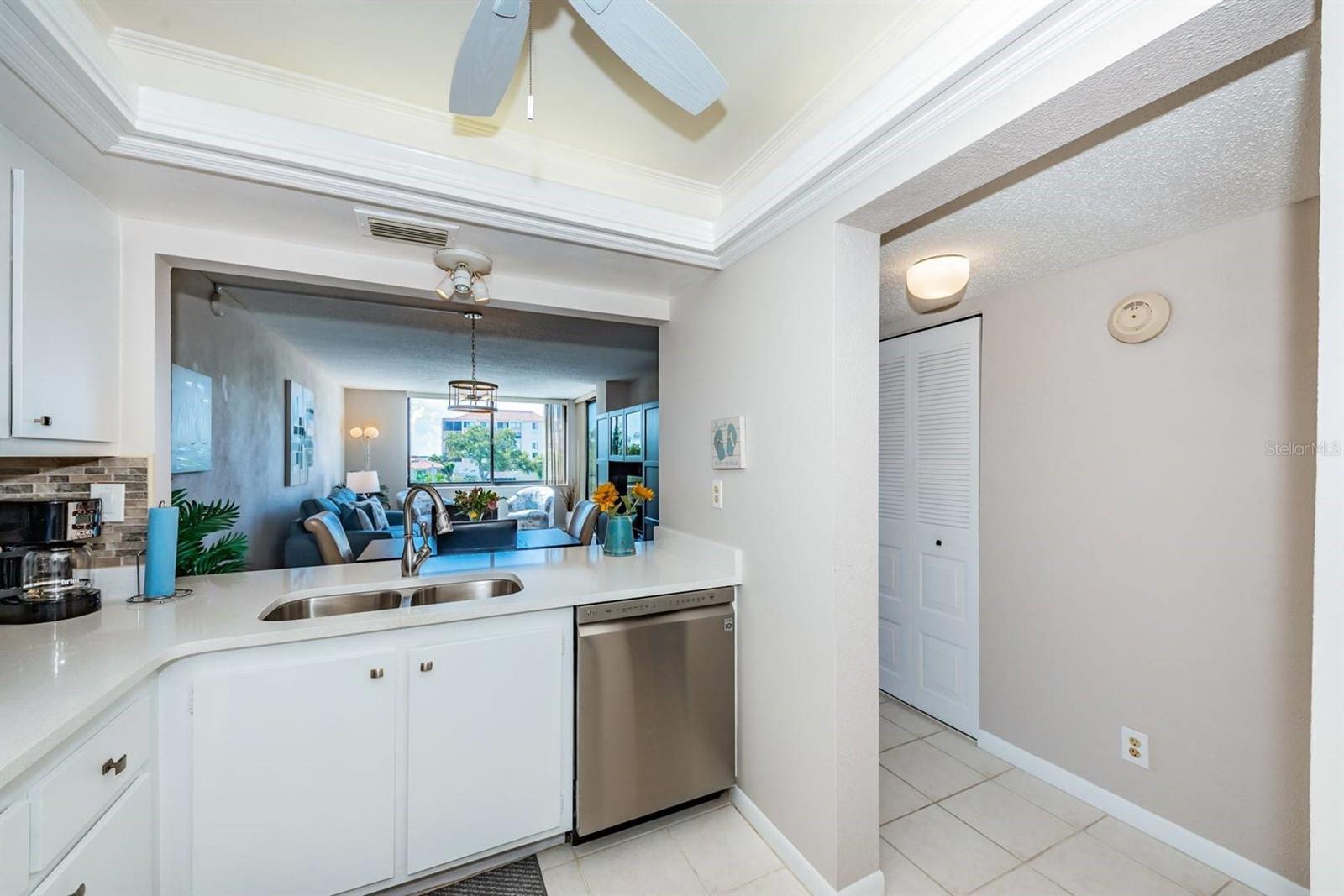 6219 Palma Blvd S #305 Property Photo 4