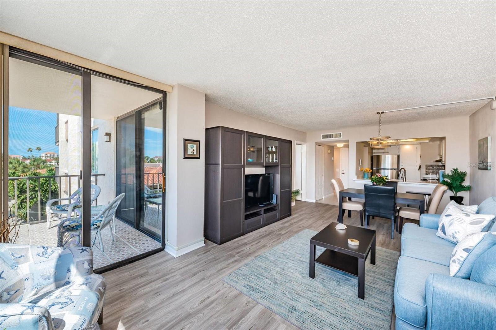 6219 Palma Blvd S #305 Property Photo 7