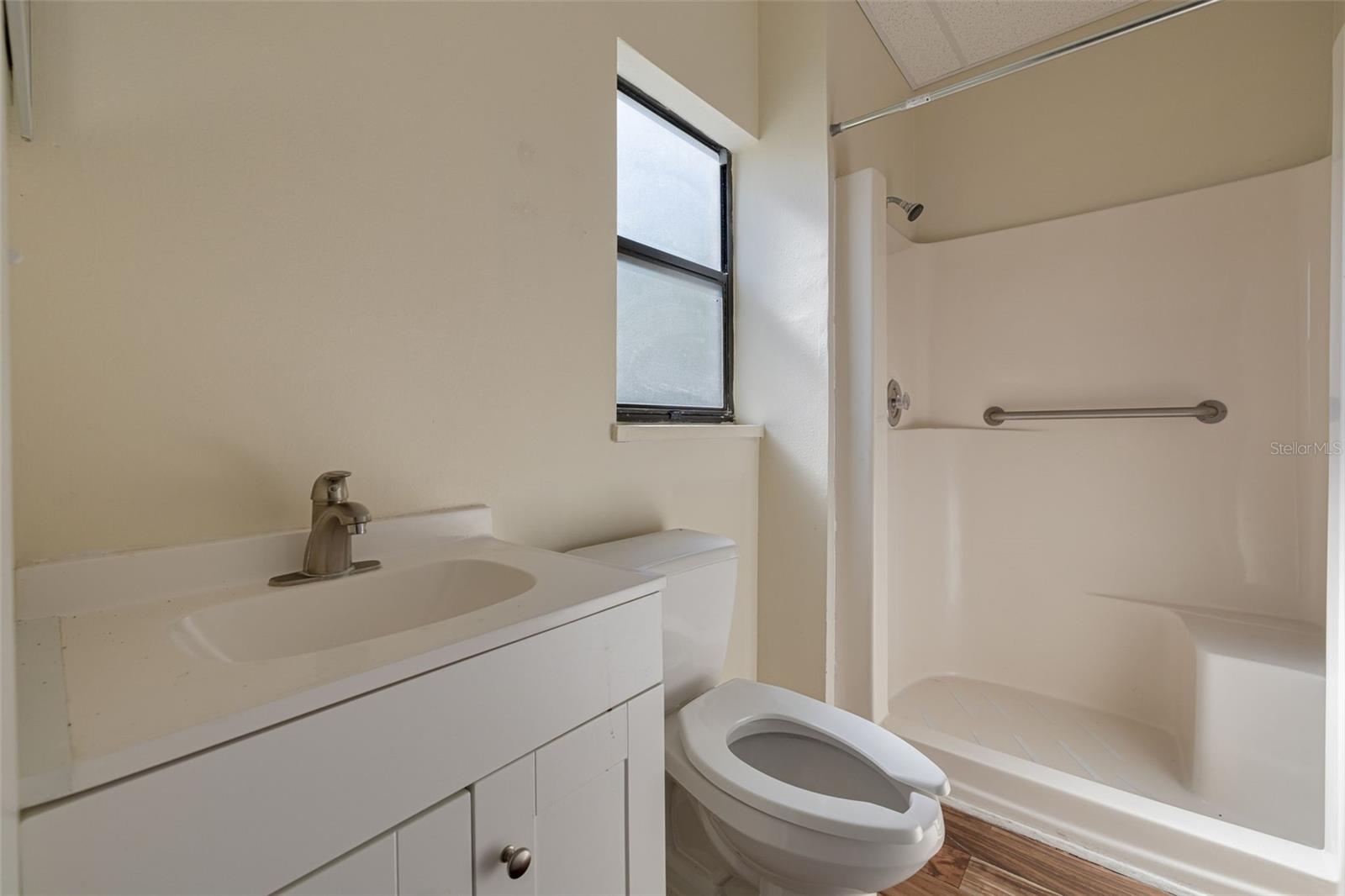 220 Scotland St Property Photo 19