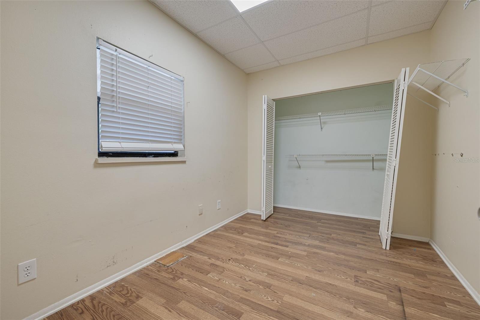 220 Scotland St Property Photo 21