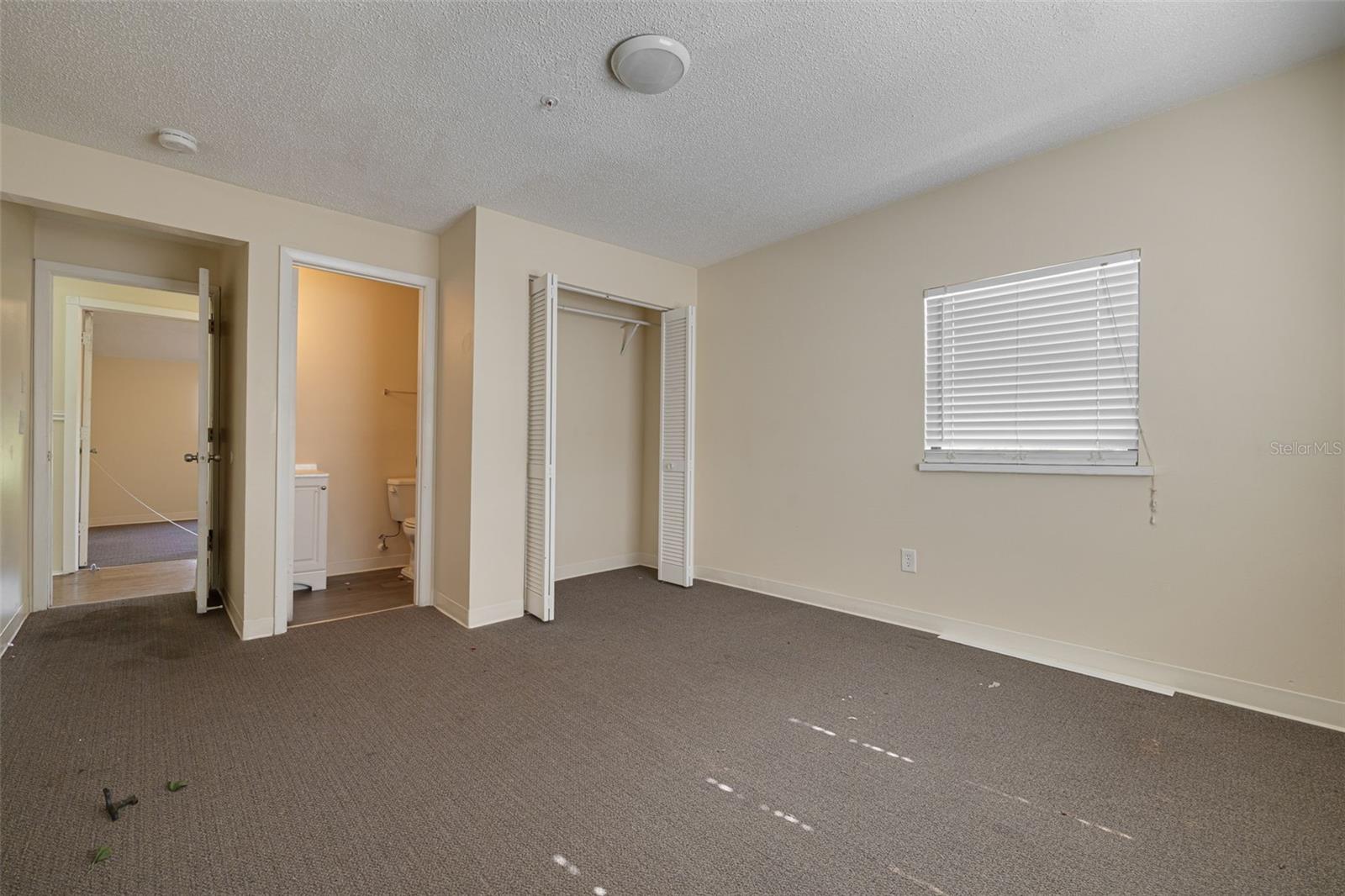 220 Scotland St Property Photo 35