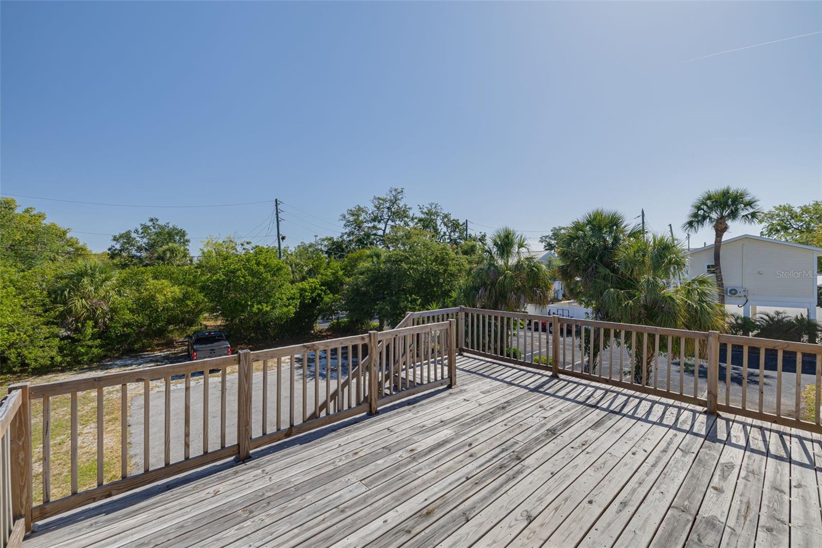 220 Scotland St Property Photo 37