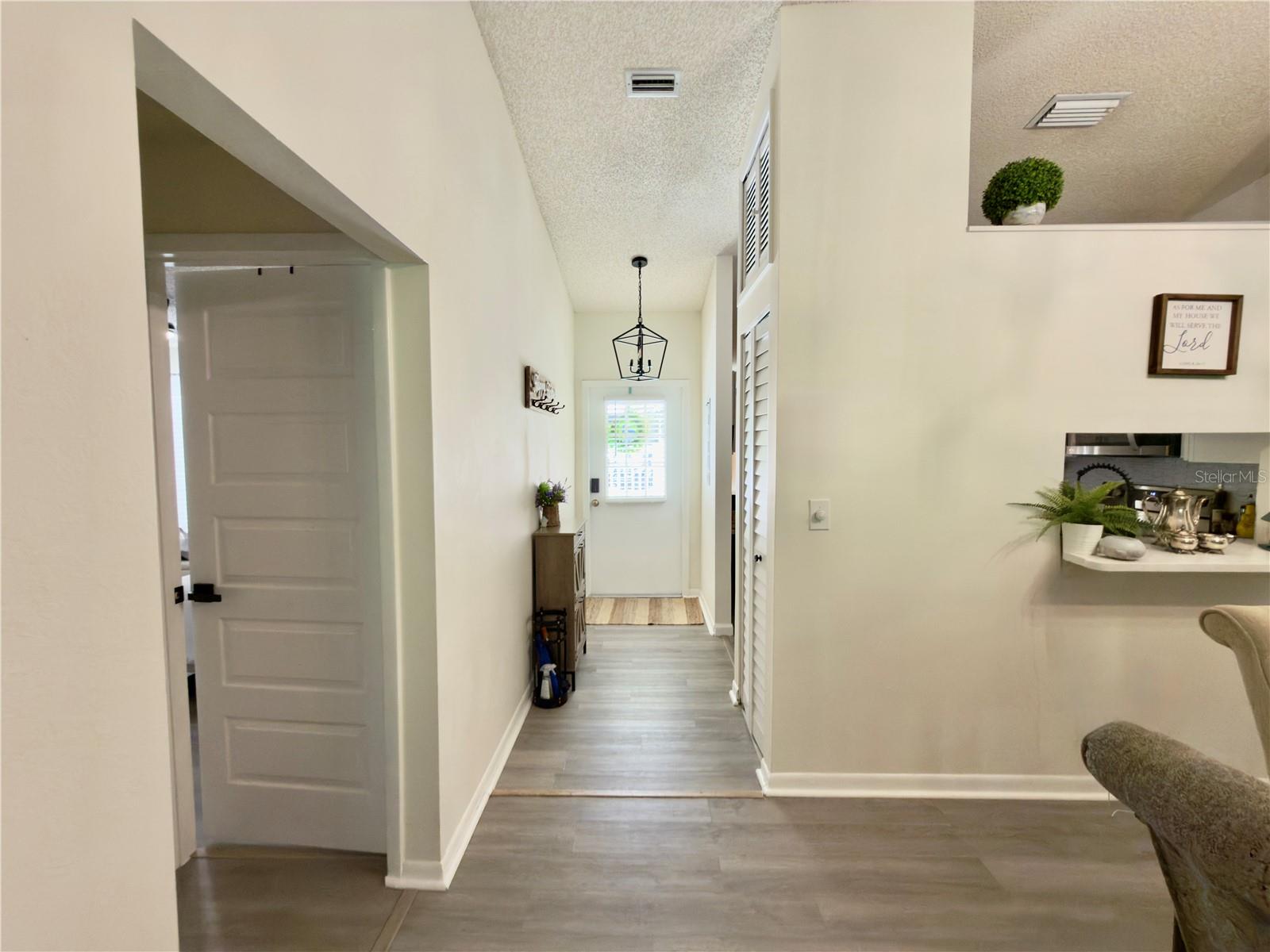 1333 Shady Pine Way #d Property Photo 11