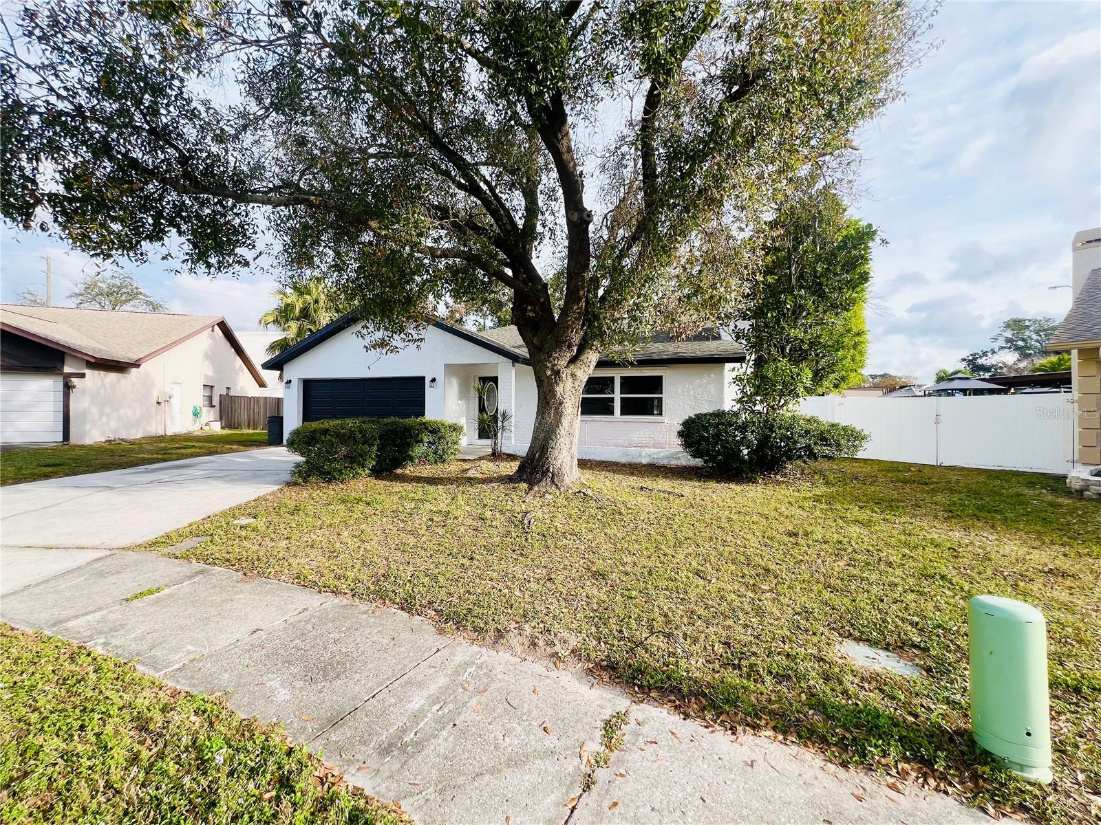 12195 71st Way Property Photo 2