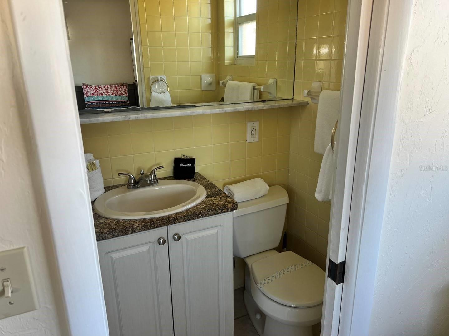 6006 Midnight Pass Rd #40 Property Photo 11