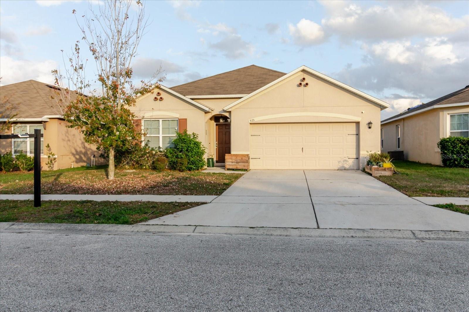 525 SQUIRES GROVE DR