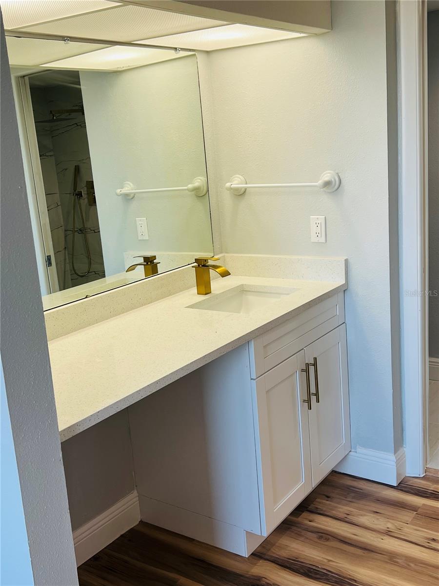 2621 Cove Cay Dr #703 Property Photo 22