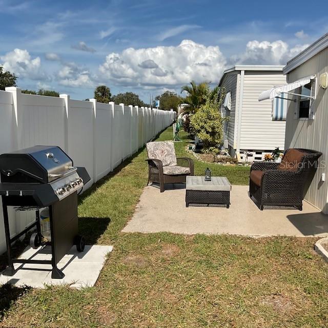 72 Pindo Palm St W Property Photo 6