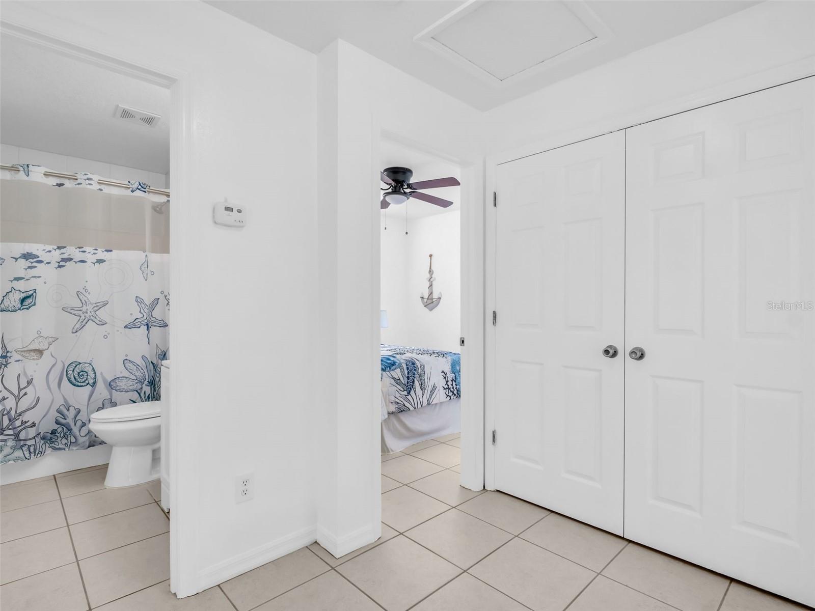 103 E Park St Property Photo 23