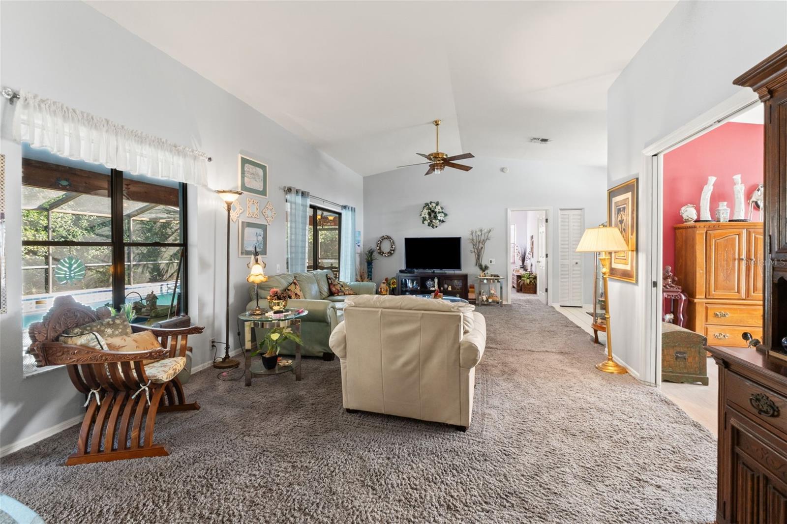 13732 Triumph Ct Property Photo 8