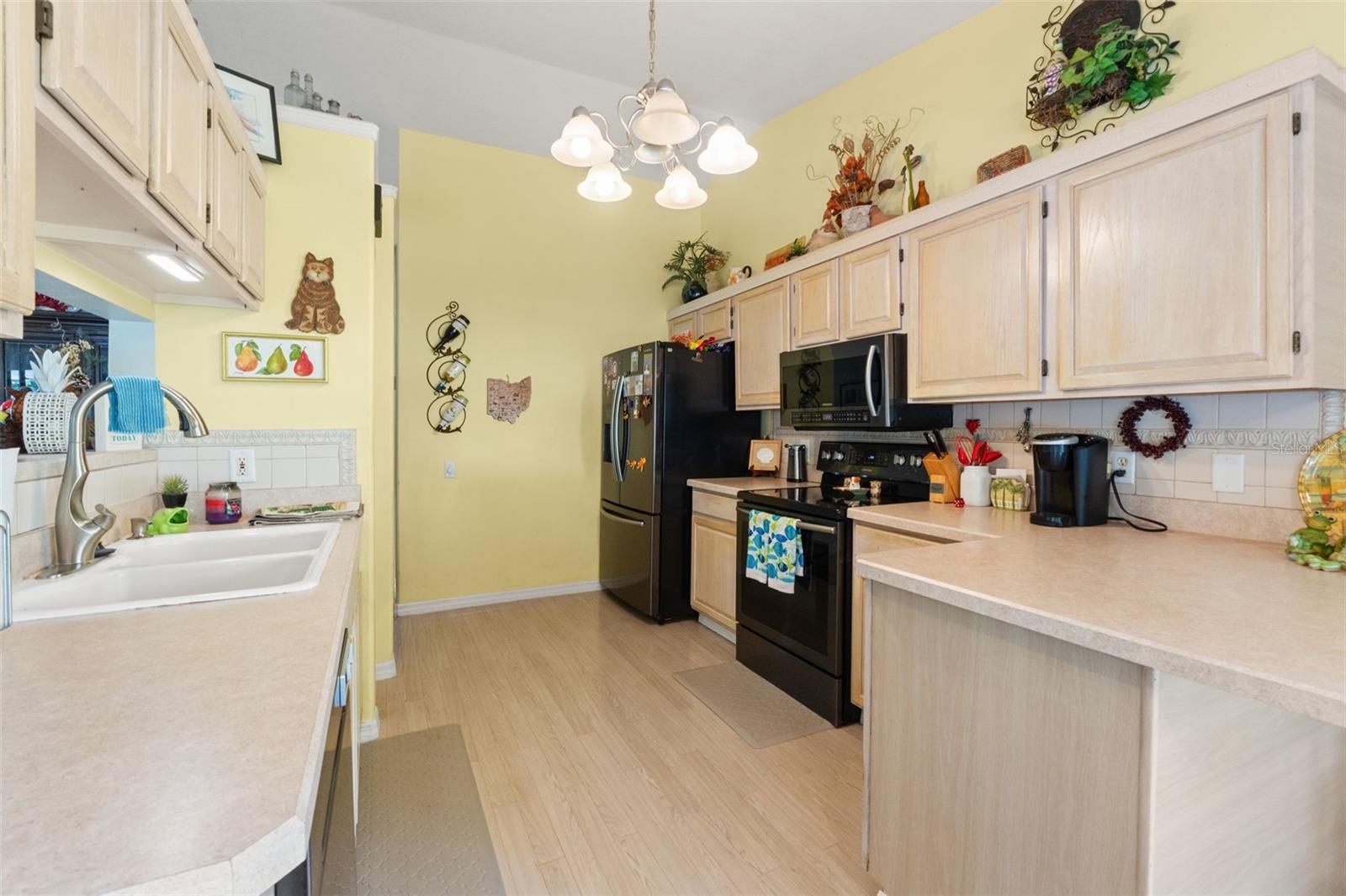 13732 Triumph Ct Property Photo 20