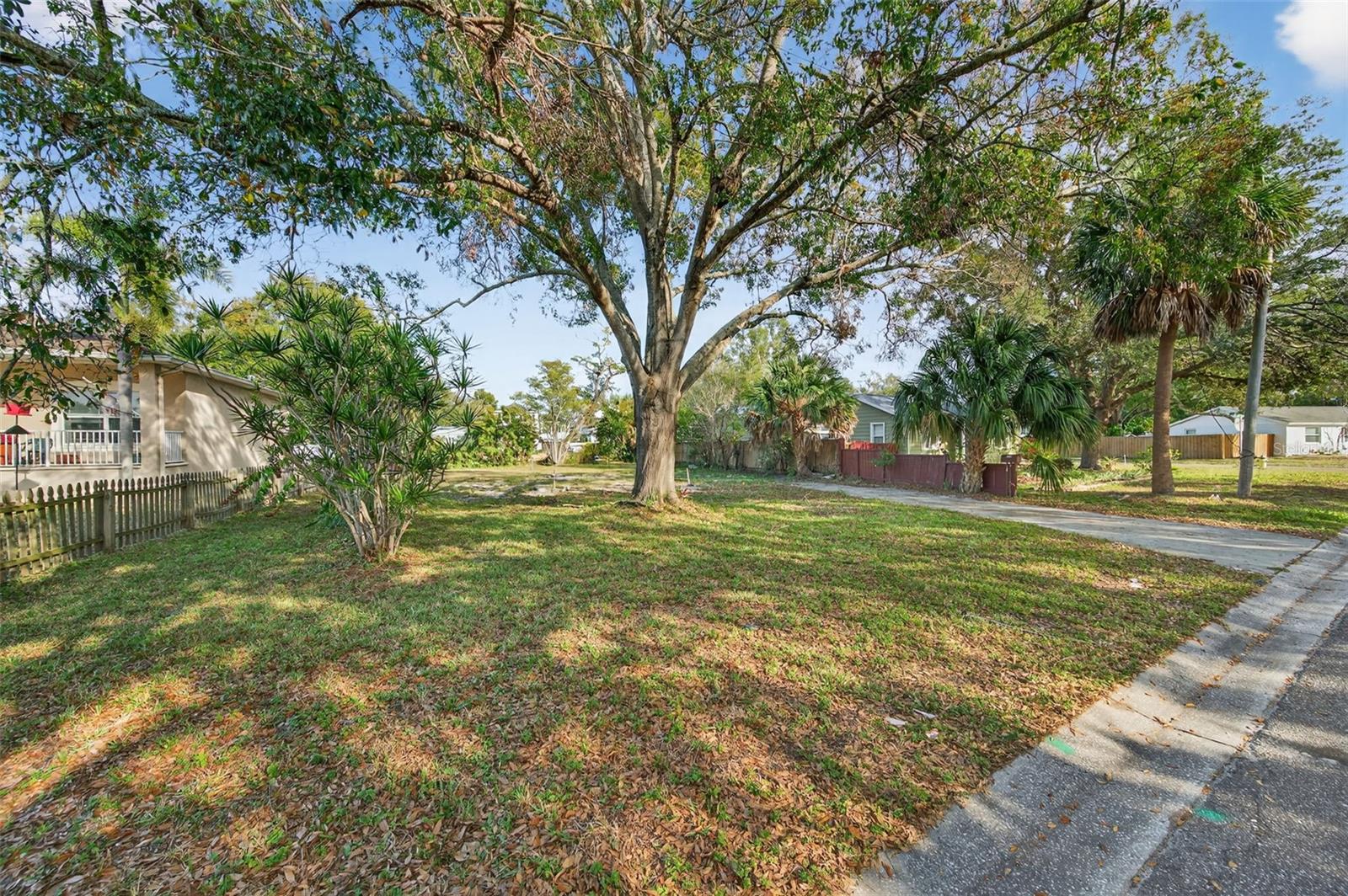 6311 Hobson St Ne Property Photo 1