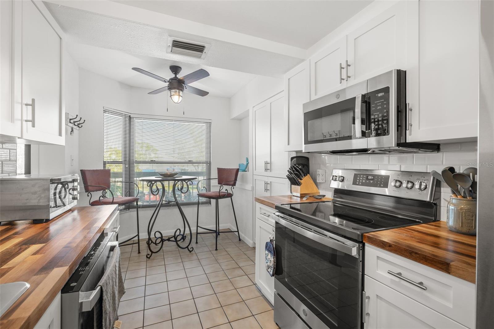 1316 Pasadena Ave S #204 Property Photo 13