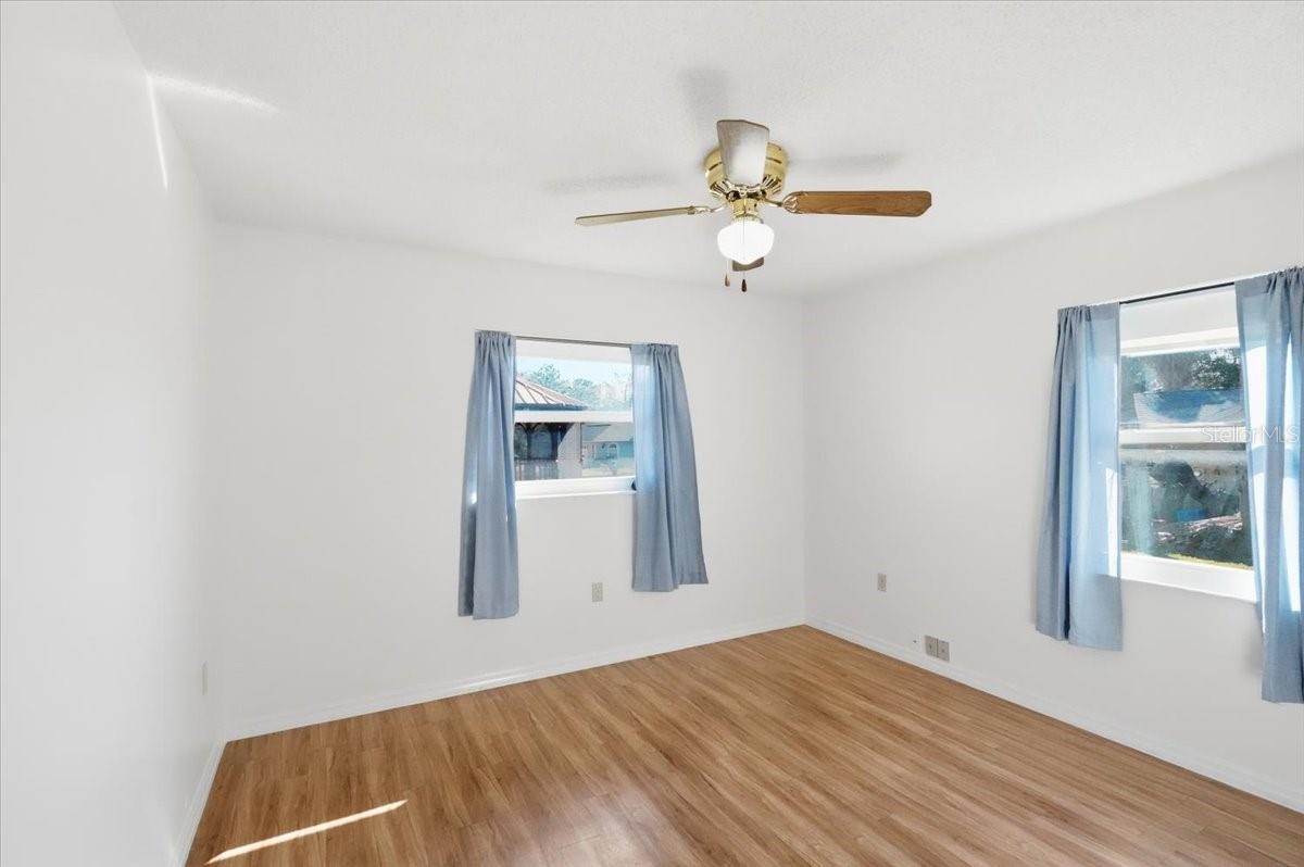 3002 S Rose Ave Property Photo 19