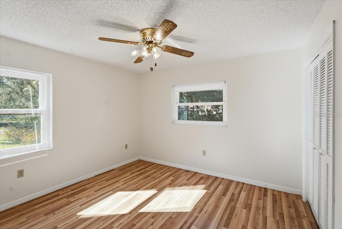 3002 S Rose Ave Property Photo 22