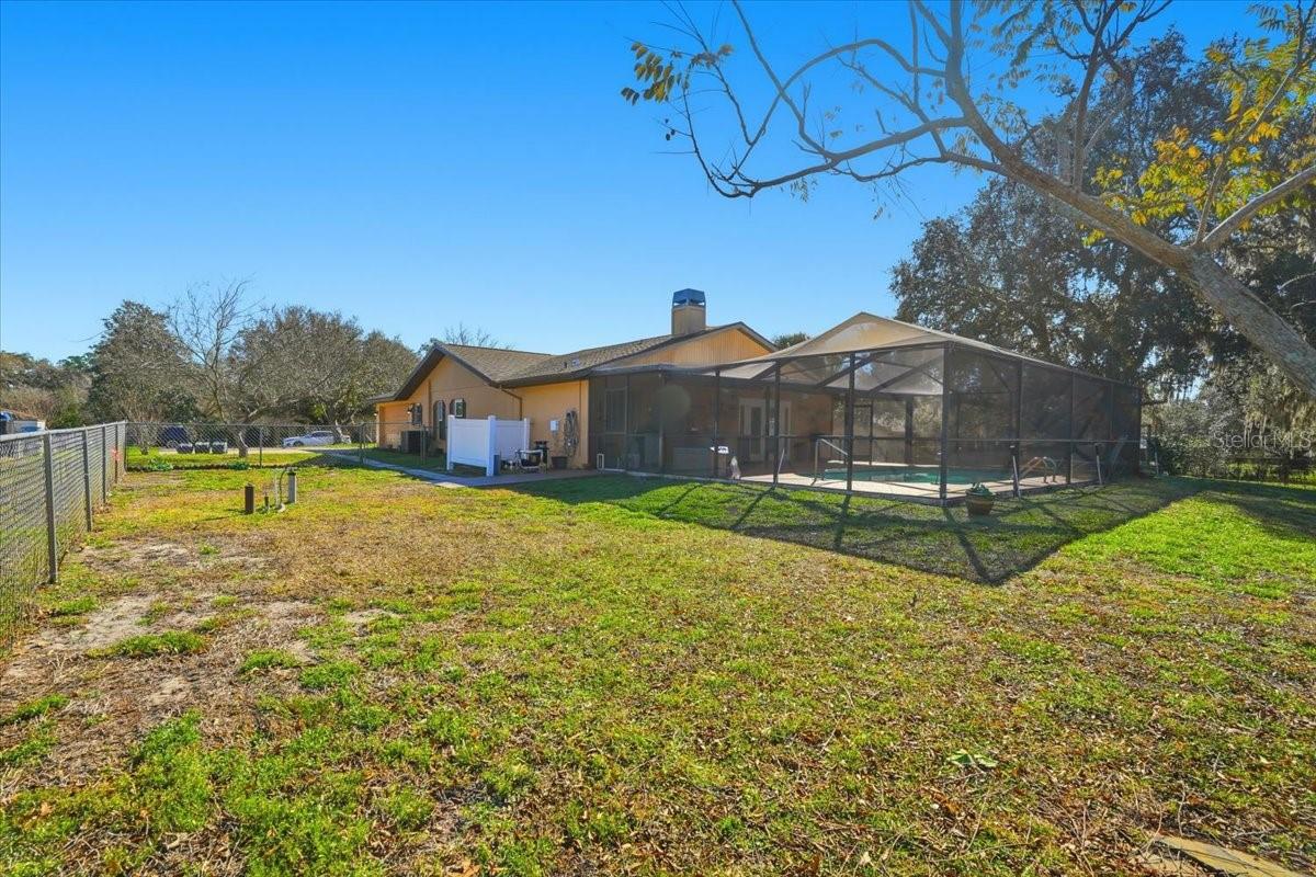 3002 S Rose Ave Property Photo 30