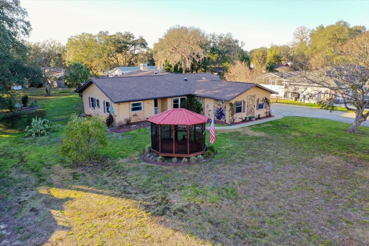 3002 S Rose Ave Property Photo 37
