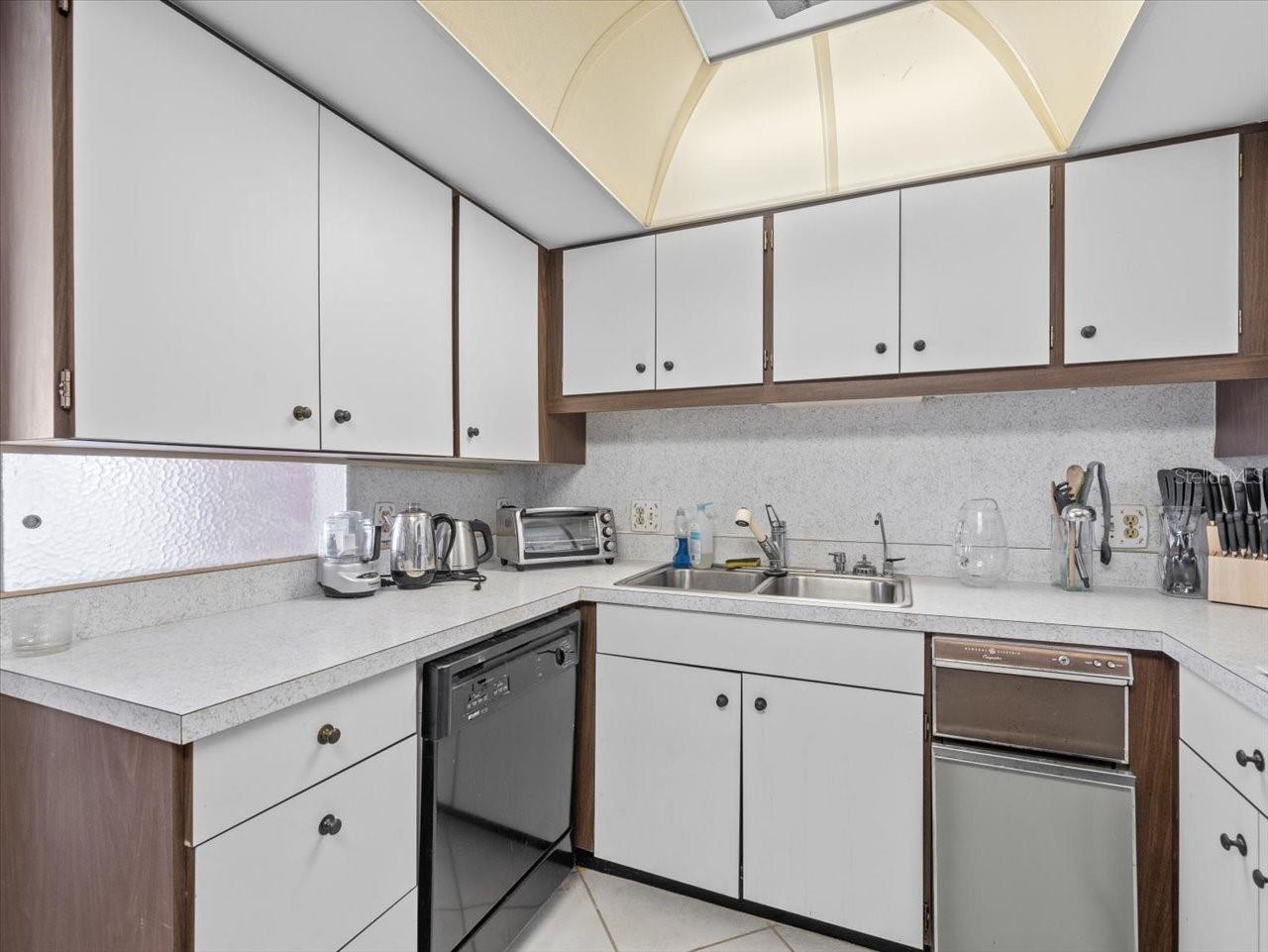 1400 Gulf Blvd #806 Property Photo 37