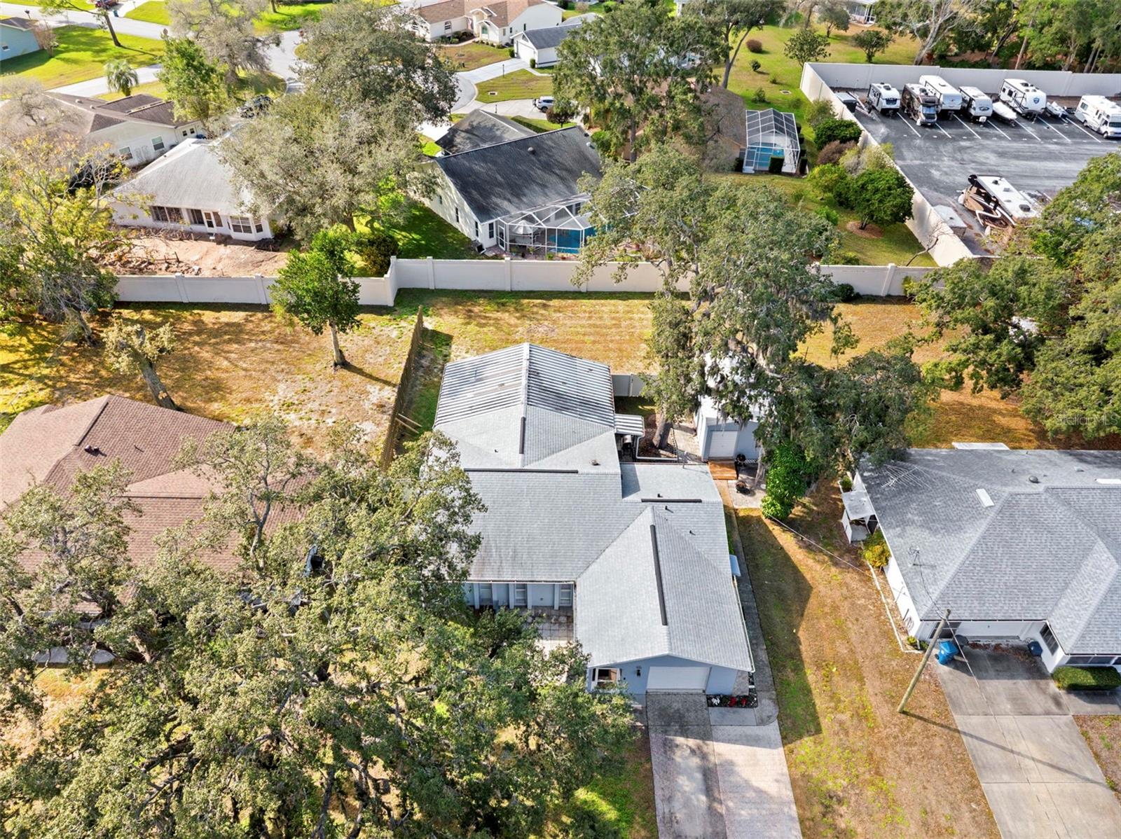 2399 Gallagher Ave Property Photo 3