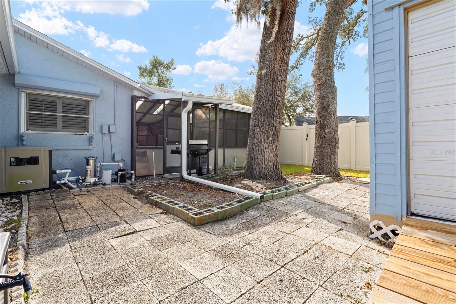 2399 Gallagher Ave Property Photo 13