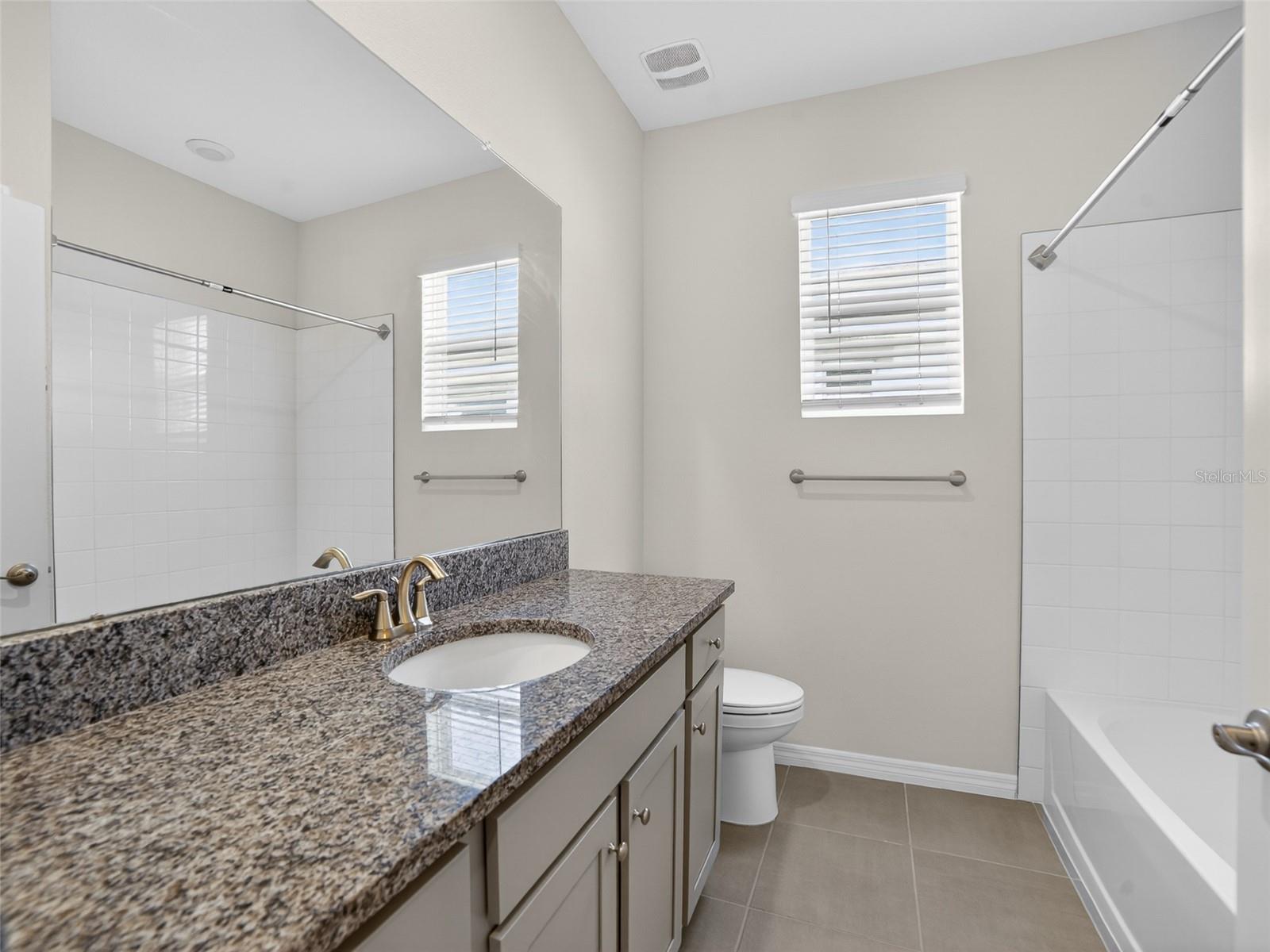 411 157th Ct E Property Photo 26