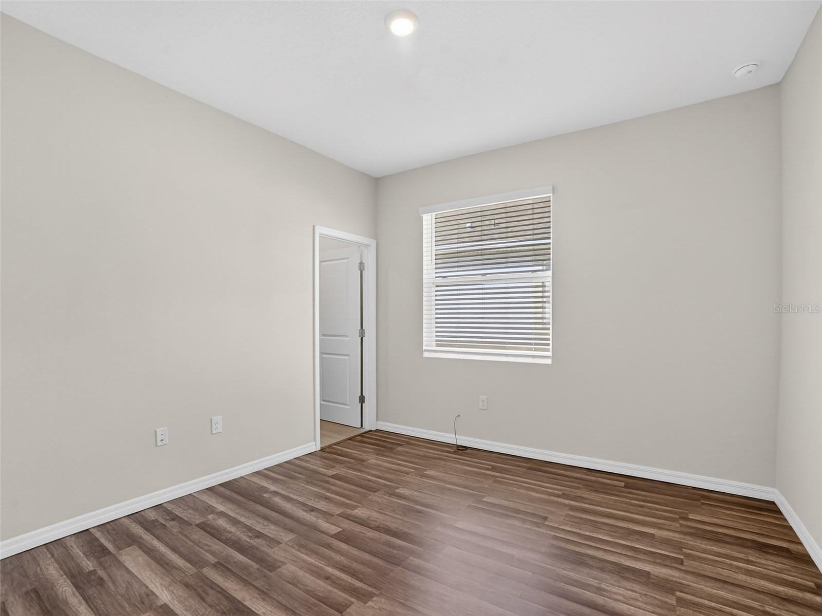 411 157th Ct E Property Photo 29