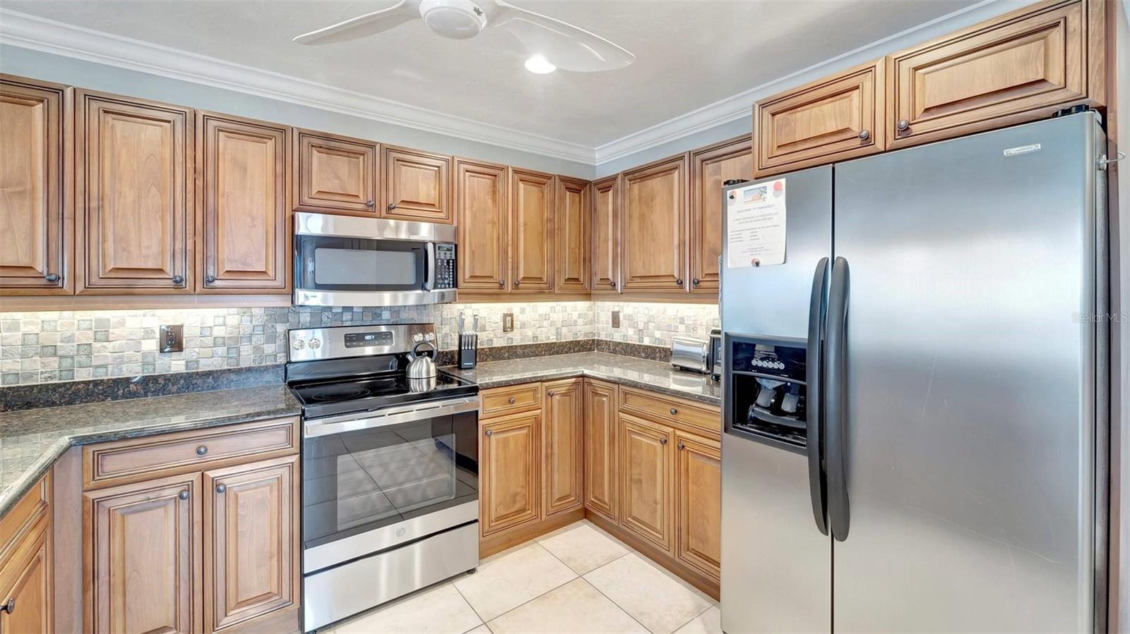 1125 W Peppertree Dr #705 Property Photo 10