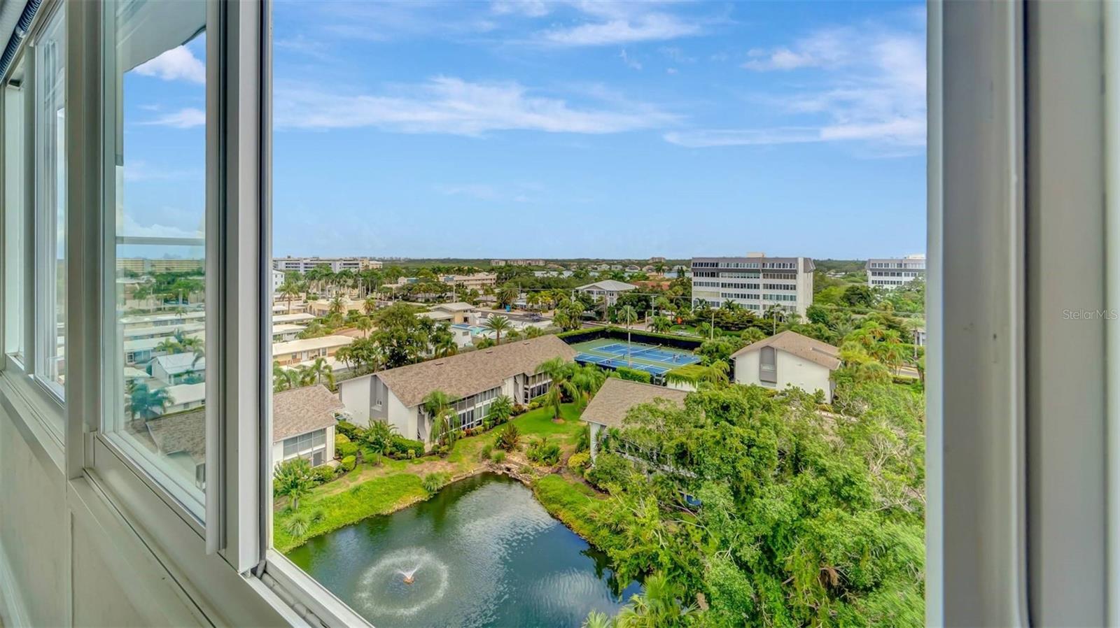 1125 W Peppertree Dr #705 Property Photo 15