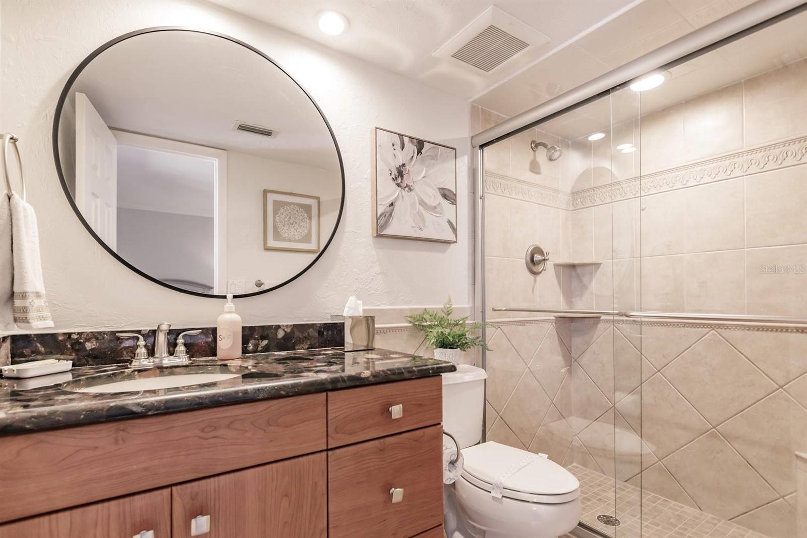 1125 W Peppertree Dr #705 Property Photo 25