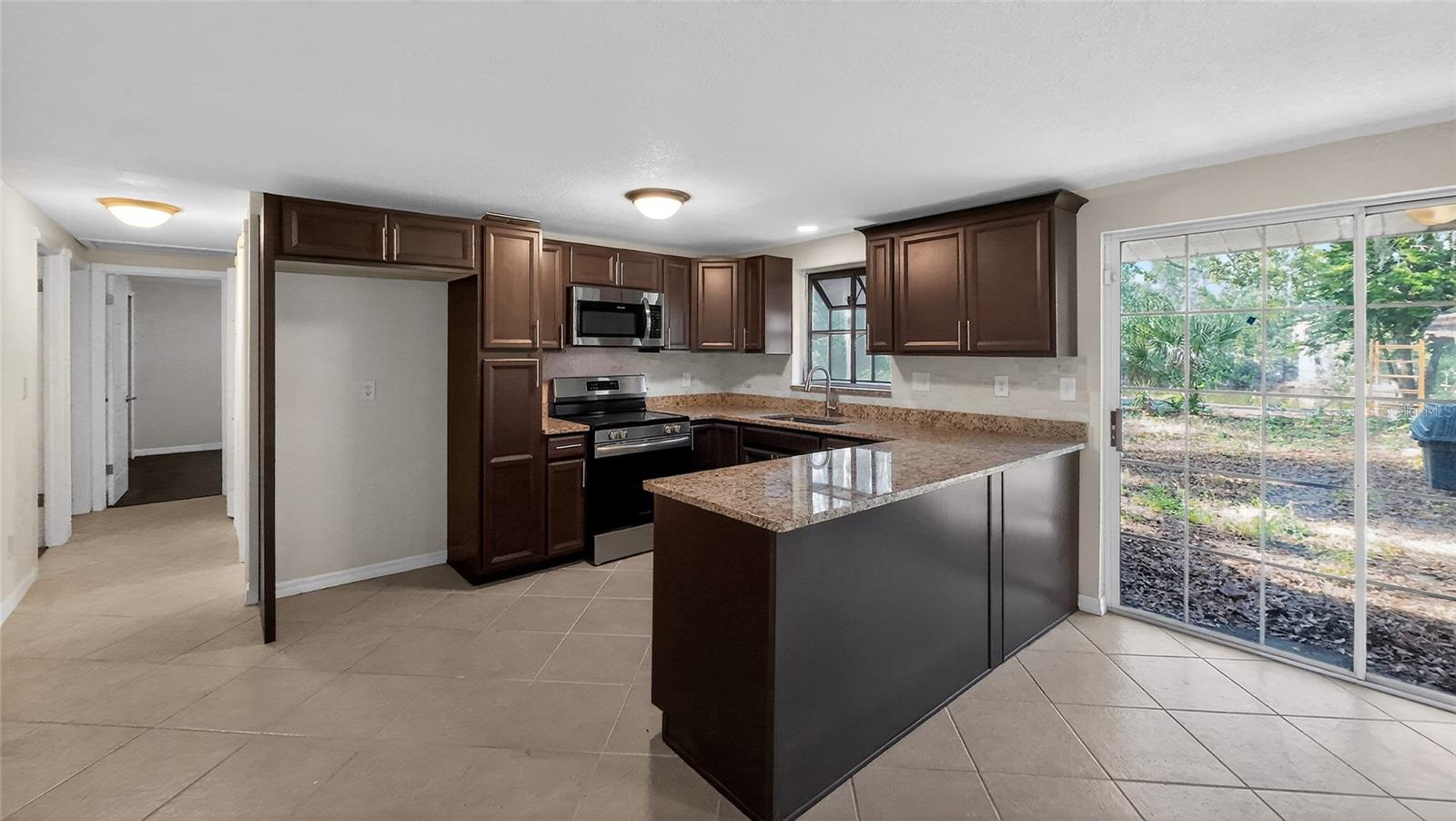 17220 Estes Rd Property Photo 4