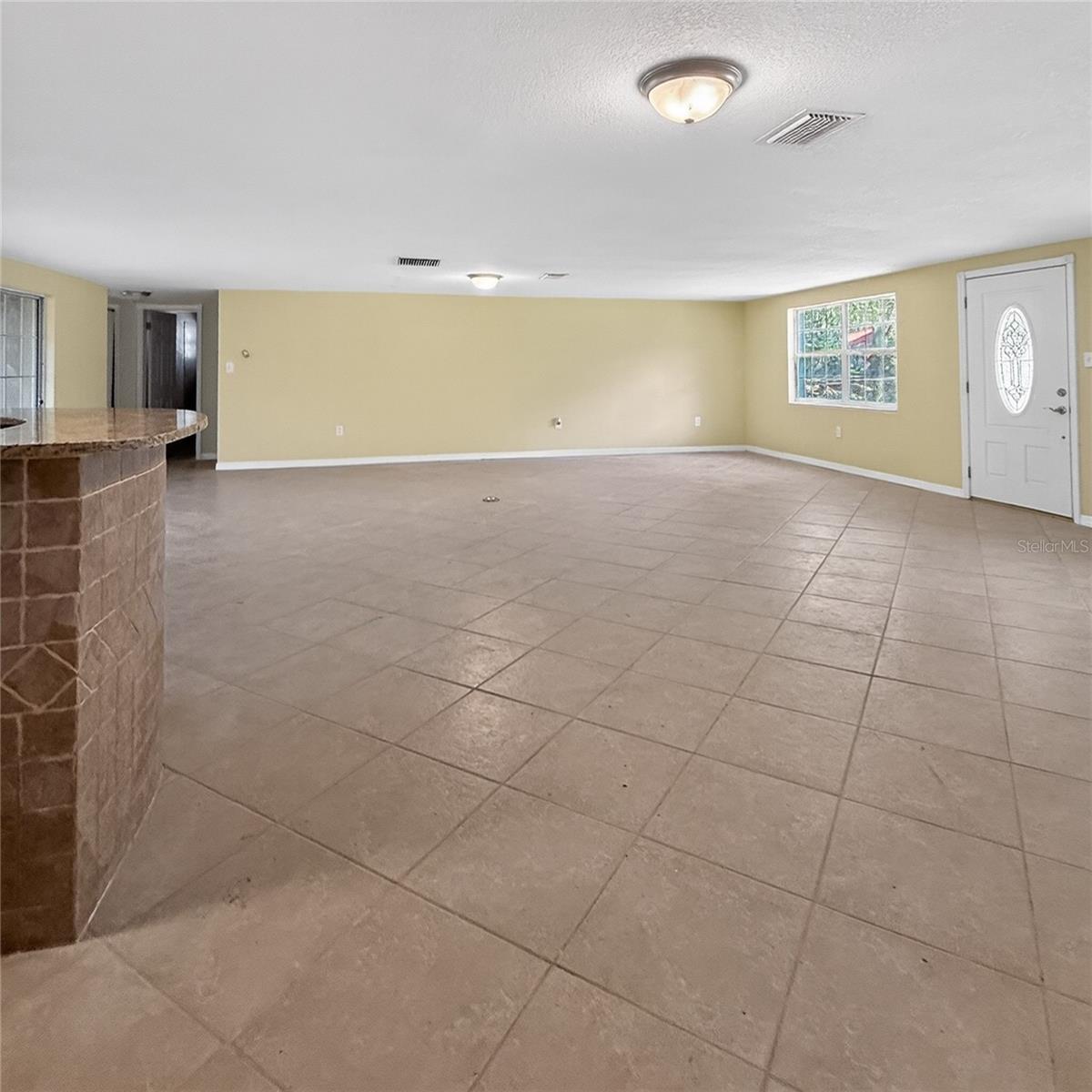 17220 Estes Rd Property Photo 6