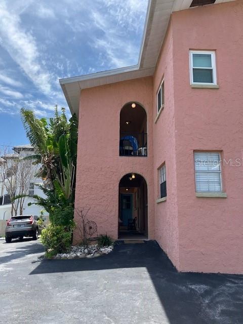 7710 Bayshore Dr #2 Property Photo 1