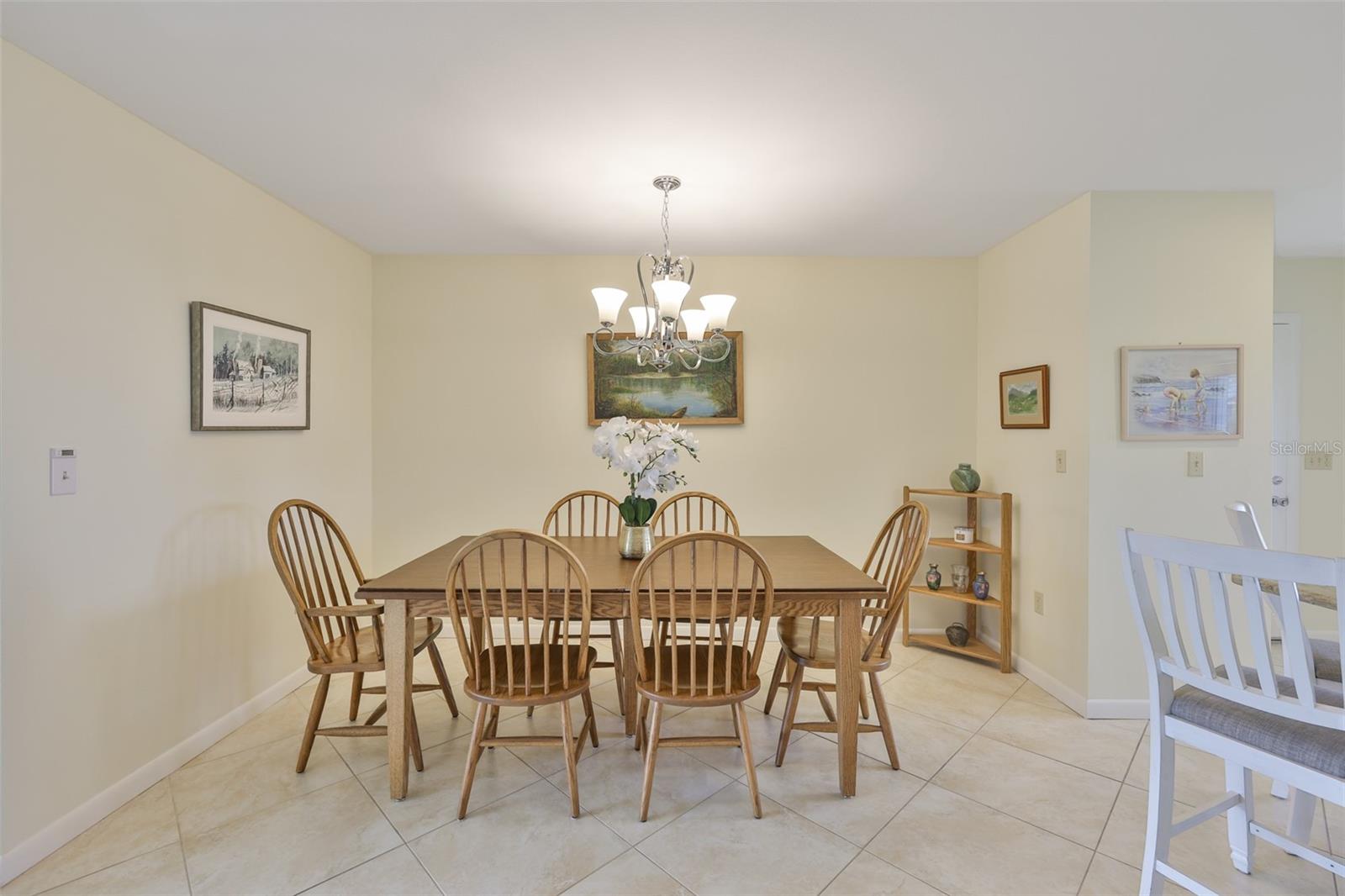 1520 Danbury Dr Property Photo 9