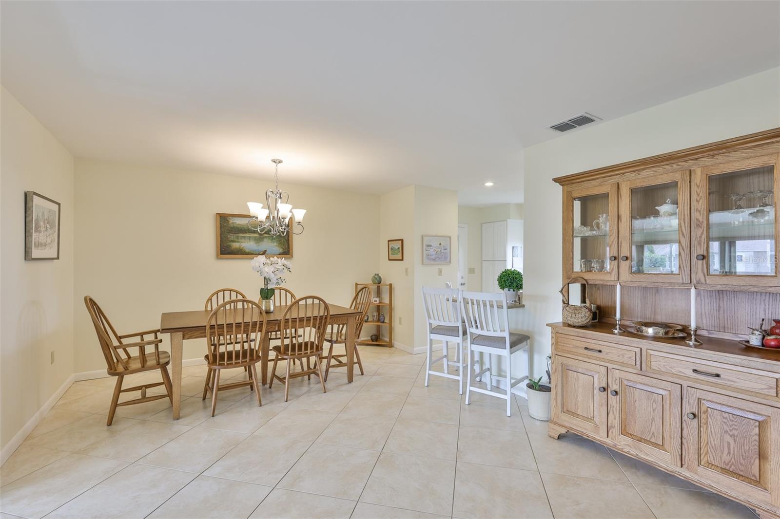 1520 Danbury Dr Property Photo 10
