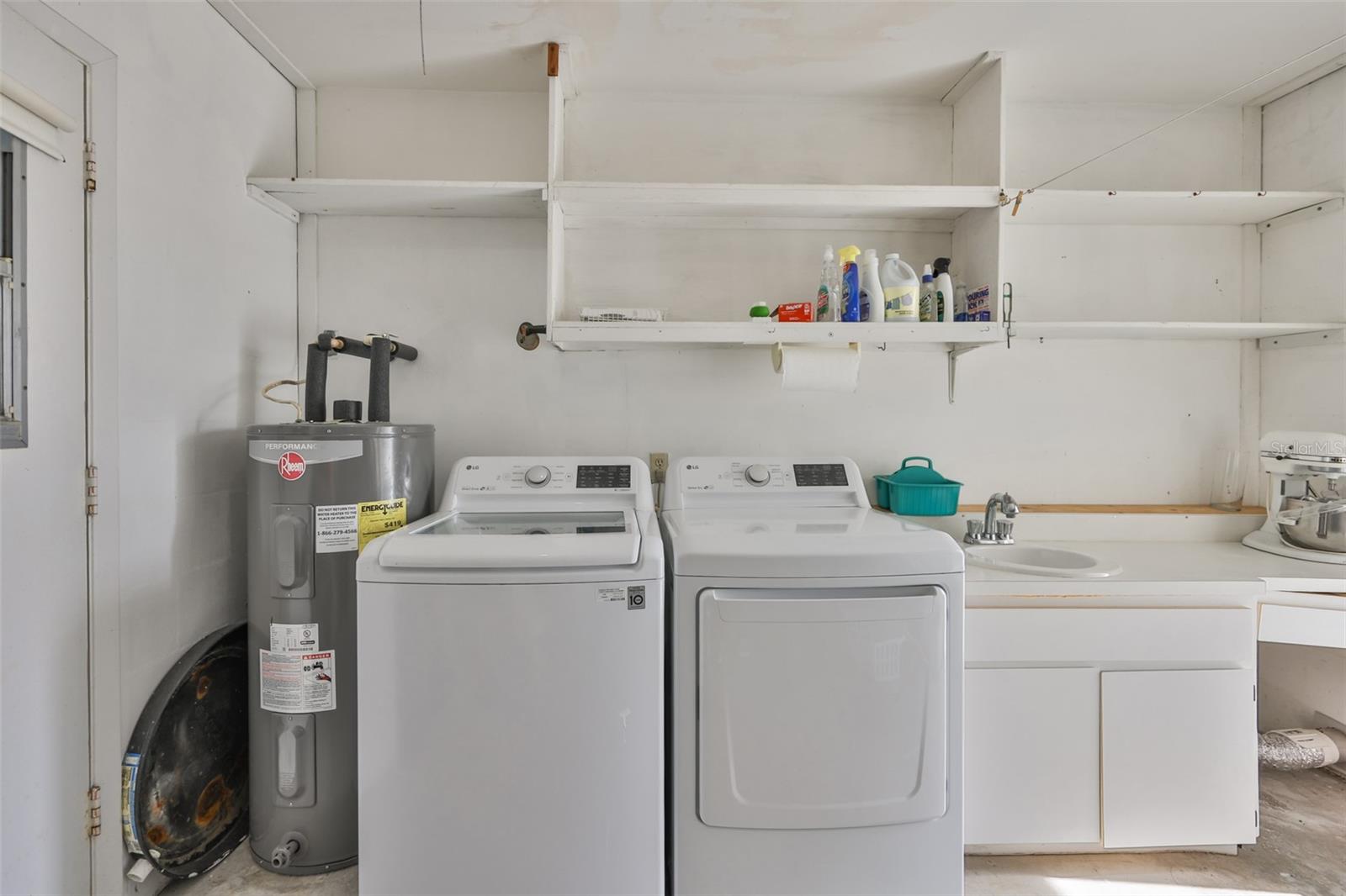 1520 Danbury Dr Property Photo 27