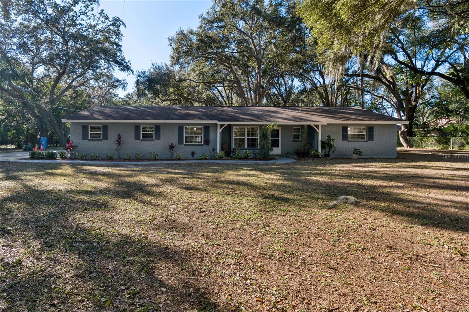 9628 Davis Rd Property Photo 1