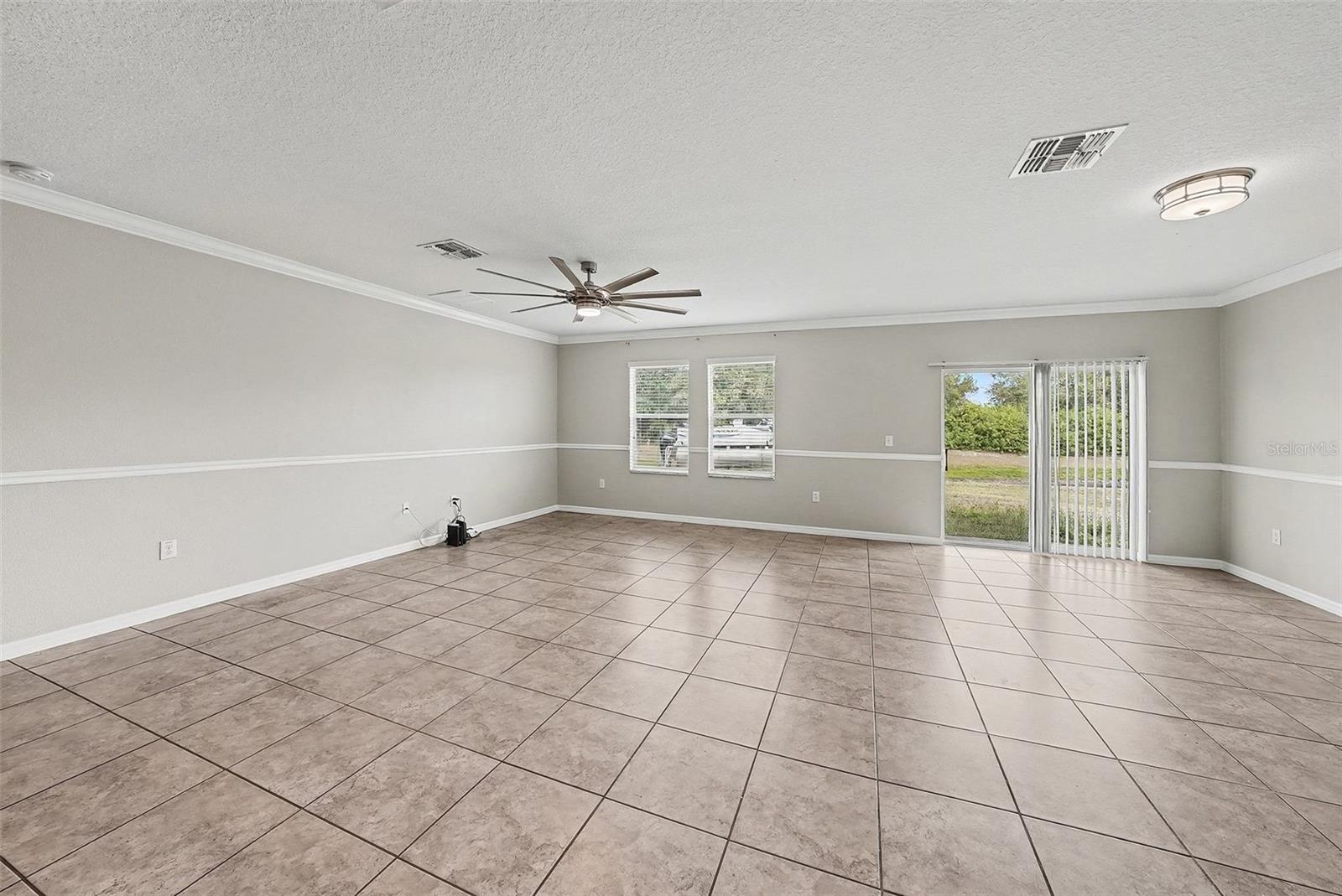 10657 Standing Stone Dr Property Photo 7